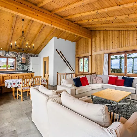 Les 4 Abeilles - 6 Pers - Bien Amenage